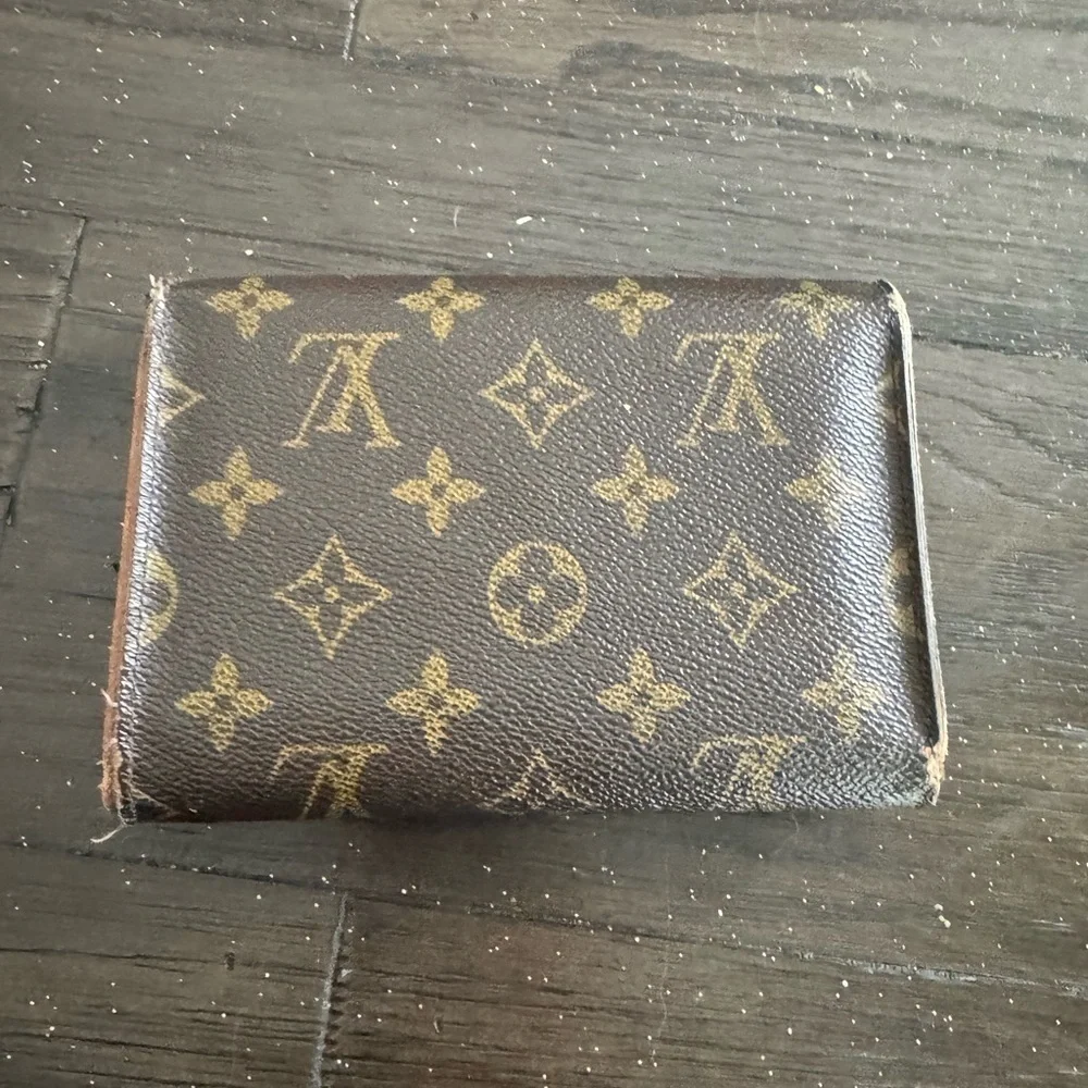 Louis Vuitton Trifold Snap Monogram Wallet